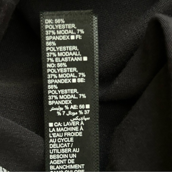 Athleta Cloudlight Stratus Short Sleeve Tee - Picture 5 of 8